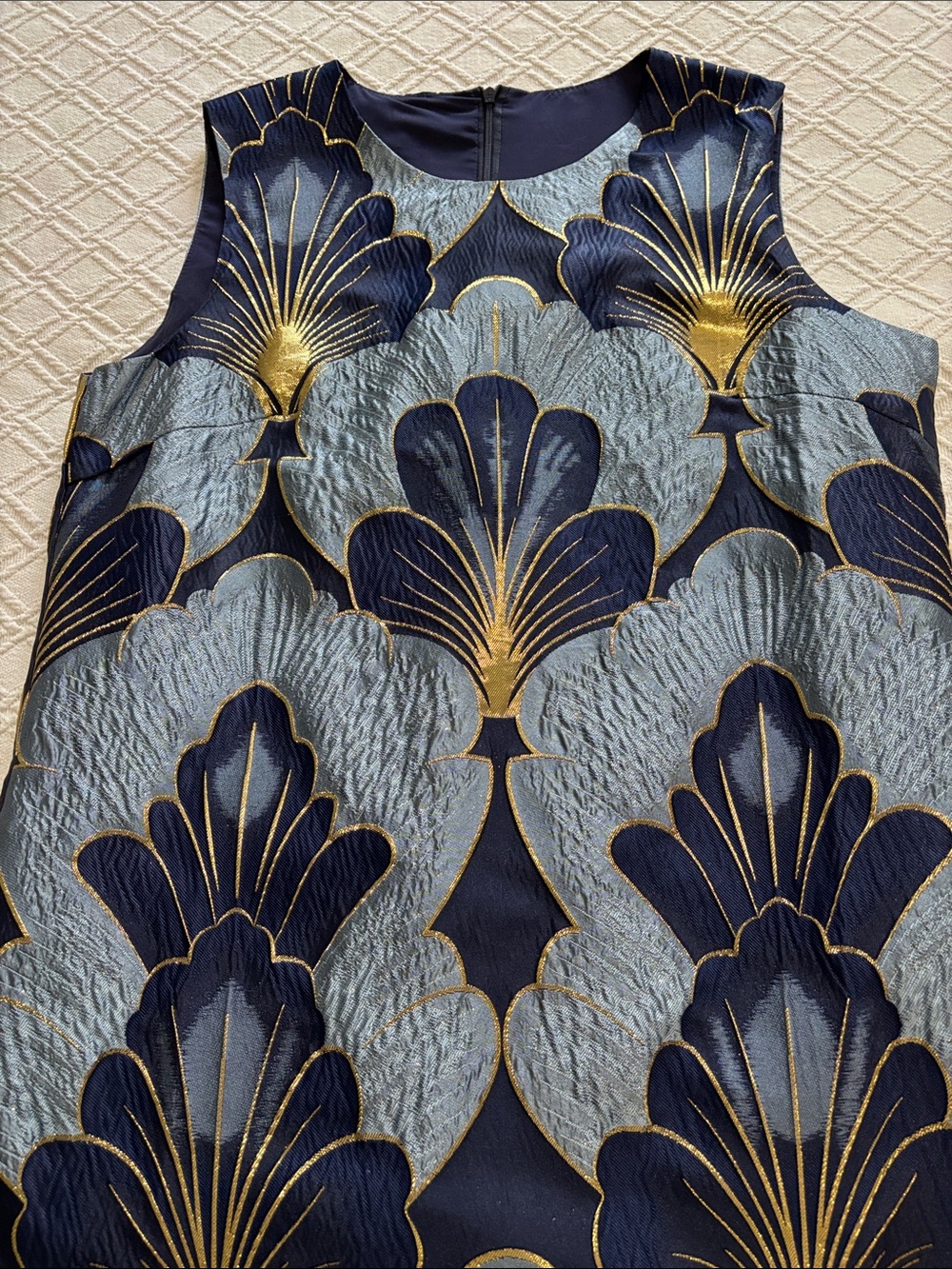 Blue Metallic Fan-Pattern Decorative and Beautiful Embossed Fabric - Picture 3 of 3